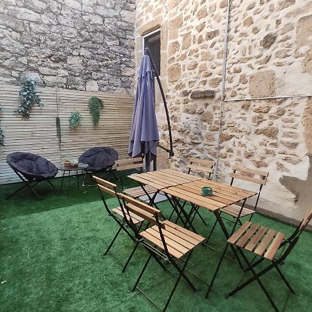Chez Leon - Clim' & Patio - Appart Loupian Centre Εξωτερικό φωτογραφία
